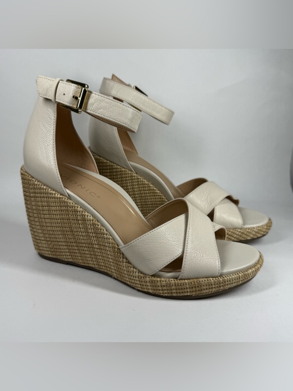 Vionic Women's Size 11 Cream‎ Leather Marina Wedge Sandals